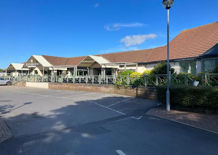 Seabreeze, Utopia, Walking Distance To Beach, 5 Star Shorefield Country Park, Milford On Sea, Shorefield Road, So41 0Lh, United Kingdom