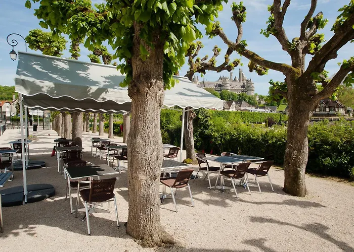 Logis Hotel Beaudon Pierrefonds