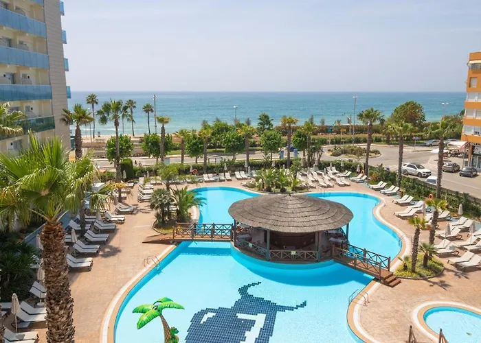 Golden Taurus Aquapark Resort Pineda de Mar