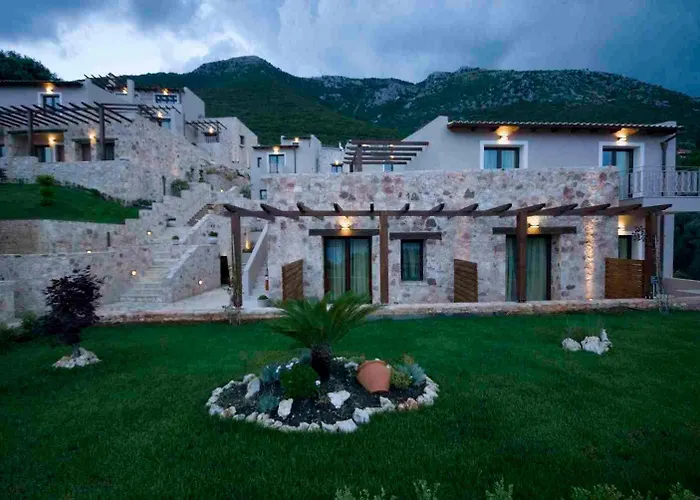 Hotel Tesoro Nikiana