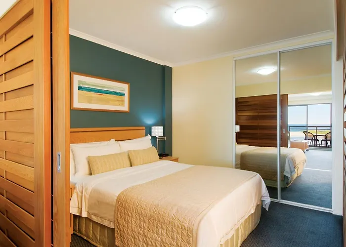 Oaks The Entrance Waterfront Suites