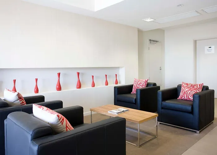 Gladstone Downtown Central Apartment Hotel Official