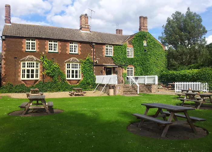 The Feathers Dersingham