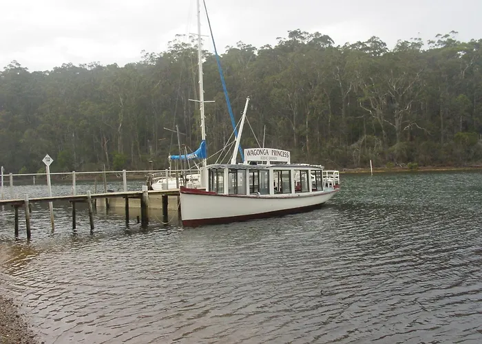 Anchors Aweigh - Adult Guests Only Hotel Narooma