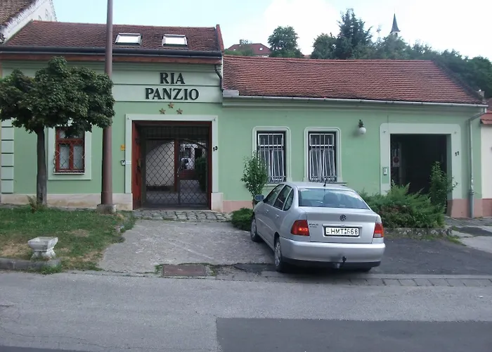 Ria Panzio Panzió Esztergom