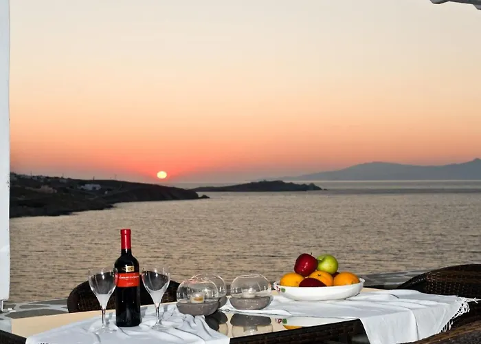Vana Holidays Ornos 