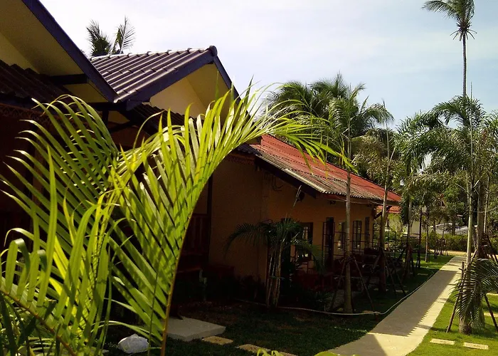 พาราไดซ์ บังกาโล Hotel เกาะช้าง