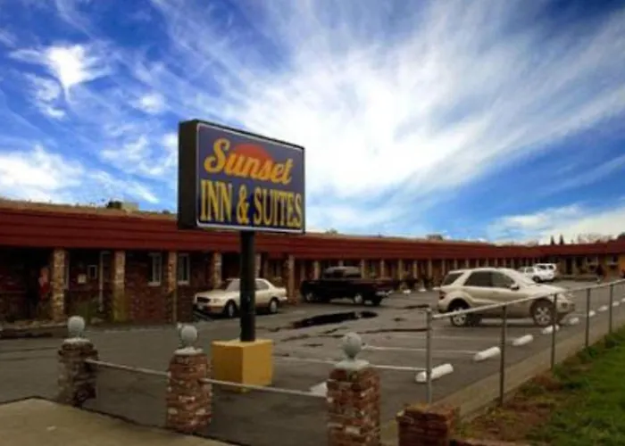 Sunset Inn And Suites West Sacramento