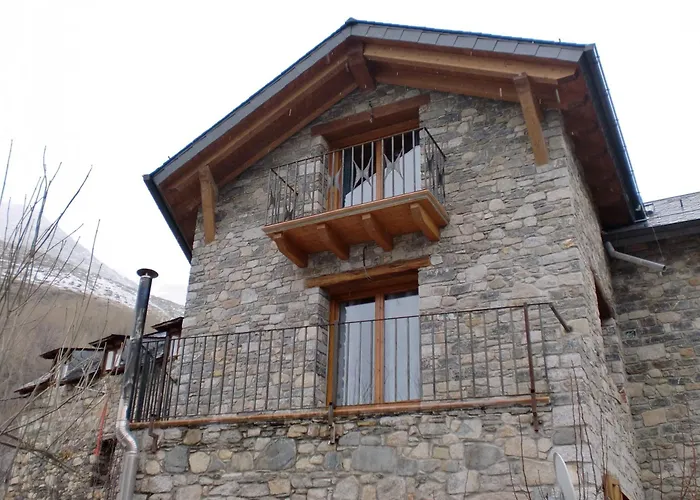 Pensió i Apartaments la Bordeta Estación