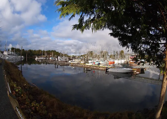 West Coast Motel On The Harbour Ucluelet