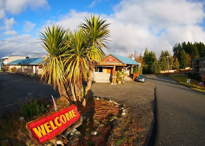 West Coast Motel On The Harbour Ucluelet