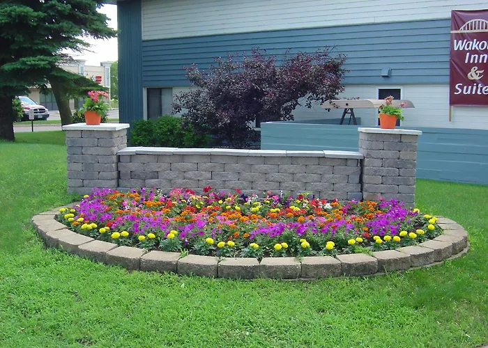 Wakota Inn And Suites Cottage Grove