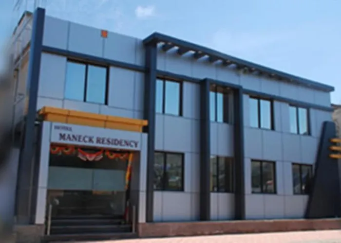 Hotel Maneck Residency Ooty