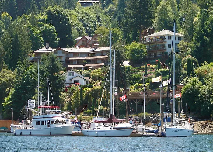 Sunshine Coast Resort Madeira Park