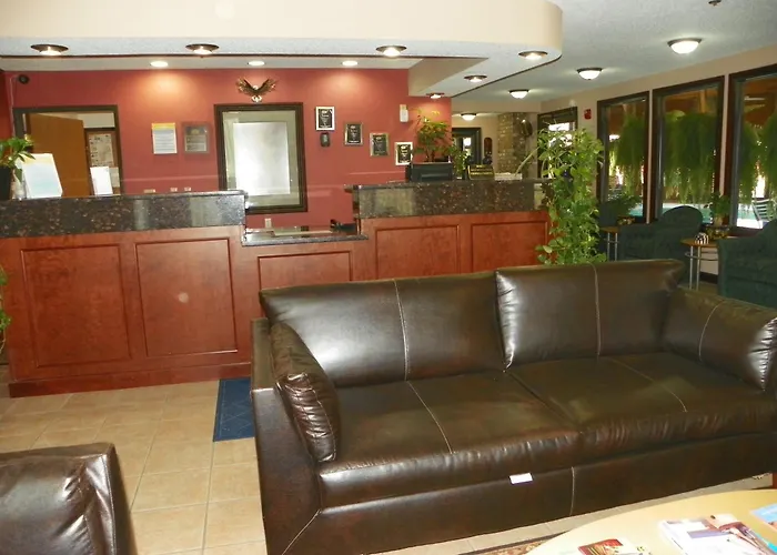 Royalton Inn & Suites Upper Sandusky