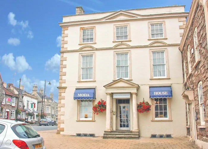 The Moda House Chipping Sodbury