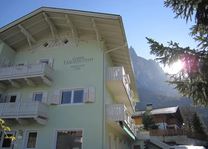 Hotel Garni Hauenstein Seis am Schlern