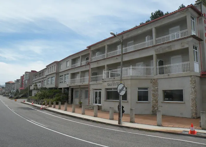 Hotel Rompeolas Baiona