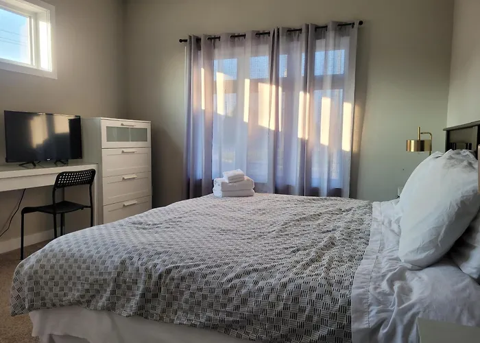 Boardwalk Homes - Executive Guest Rooms & Townhomes Kitchener