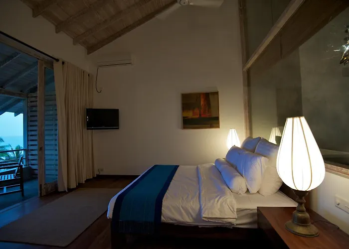 Roman Beach Hotel Hikkaduwa