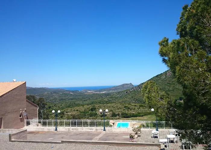 Hotel "U Nebbiu" Oletta 