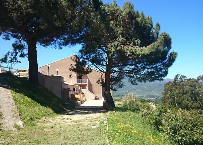 Hotel "U Nebbiu" Oletta 