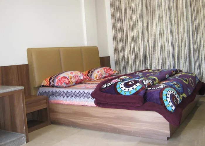 Nav Ratan Palace Pushkar