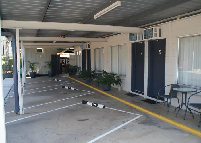 Black Diamond Motel Blackwater