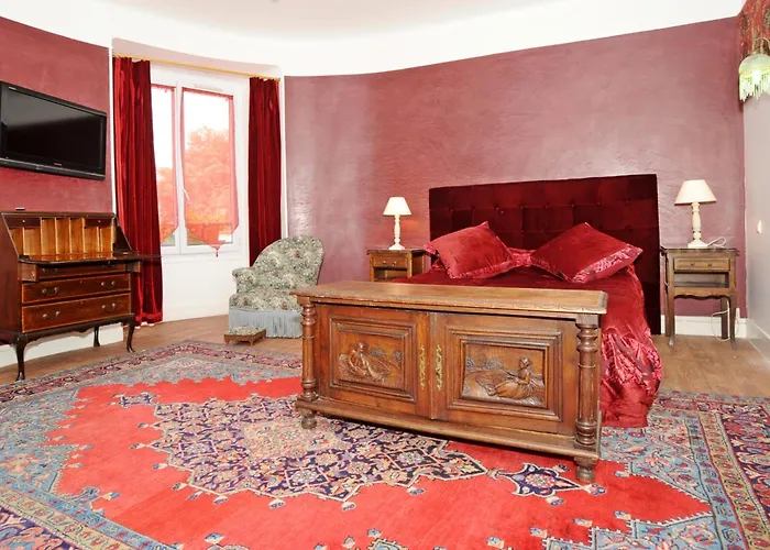 Hotel La Tour Sully-sur-Loire