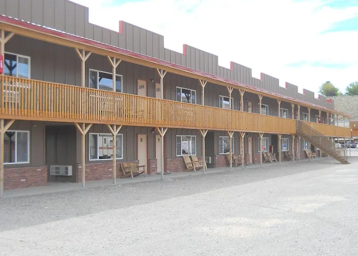 Big Bear Motel Cody