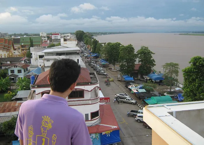 Riverfront Hotel Mukdahan