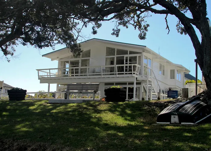 Hananui Lodge And Apartments Russell