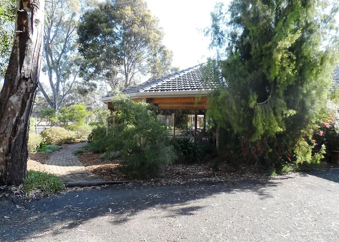 Magdala Motor Lodge & Lakeside Restaurant Stawell