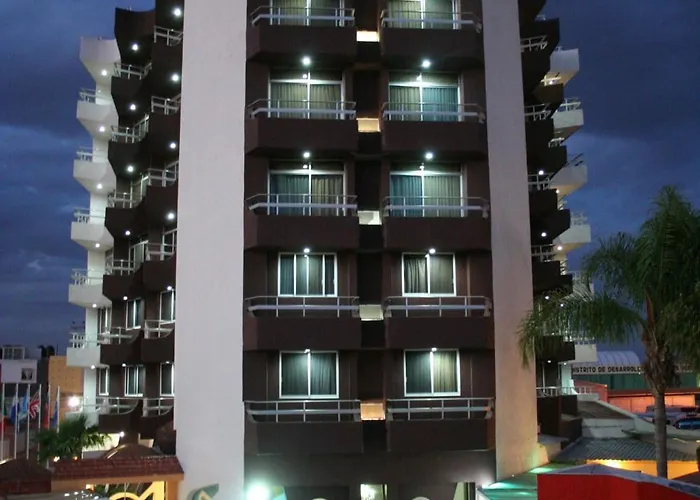Leo Hotel Jerez de García Salinas