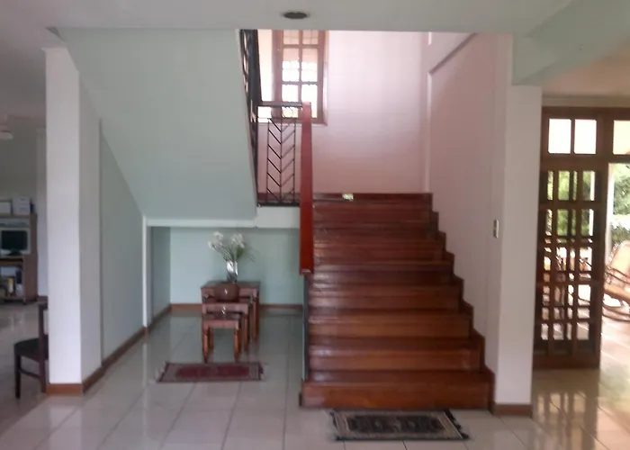 Hotel Los Pinos Managua