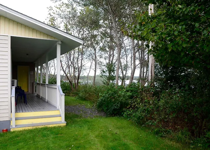 Trailsman Lodge Baddeck