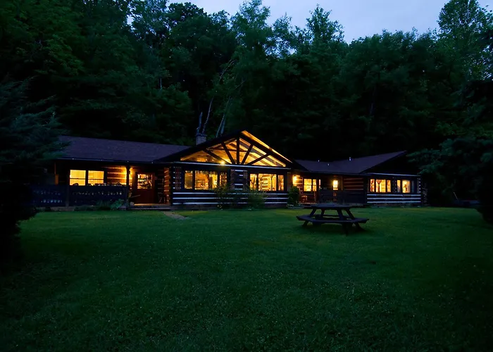 Creekwalk Inn Bed And Breakfast With Cabins Cosby
