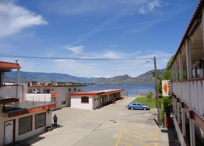 Falcon Resort Osoyoos