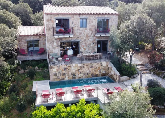 U Castellu Chambres d'hôtes&Location villa et appartements vue mer Propriano 
