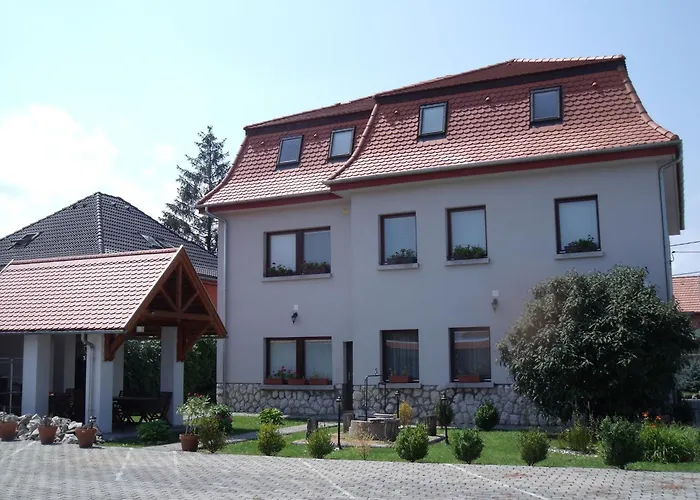 Sasi Panzió 2 Hotel Esztergom