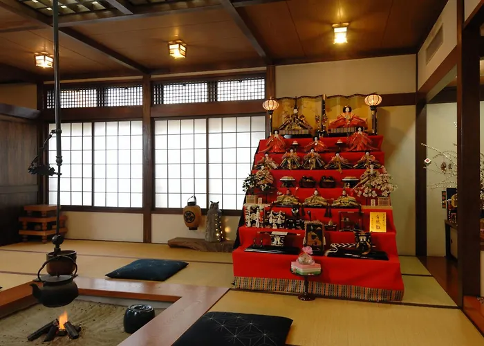Nakadaya Hotel Takayama 