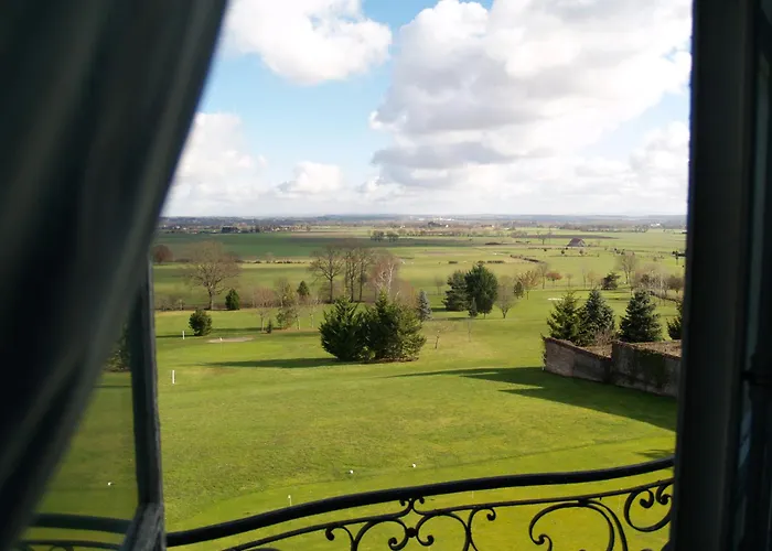 Château de Briailles - Chambre d'hôtes Saint-Pourçain-sur-Sioule