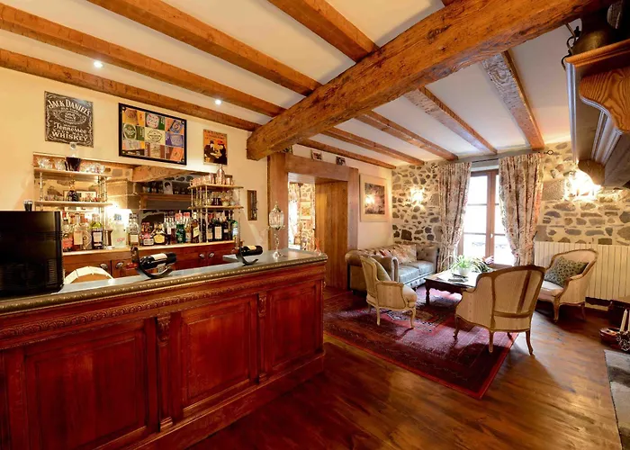 Hotel L'Escale De Camille à Murat 