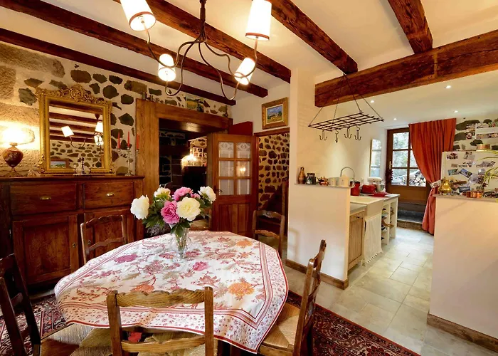 Hotel L'Escale De Camille à Murat 