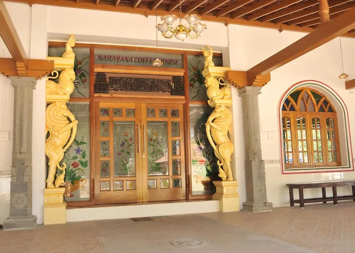 Chettinaadu Narayana Vilas Kanadukattan