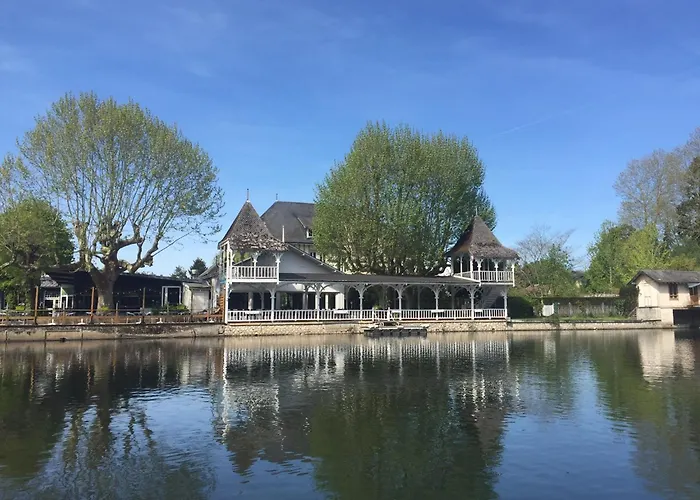 Hotel Restaurant Pavillon Bleu Olivet 