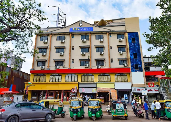 Fabhotel Crystal Inn II - Paldi Char Rasta Ahmedabad