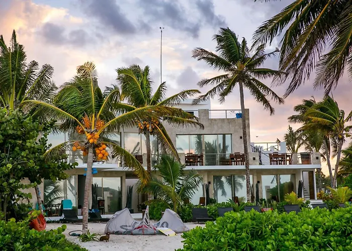 Hotel La Casa Cielo Solo Adultos El Cuyo