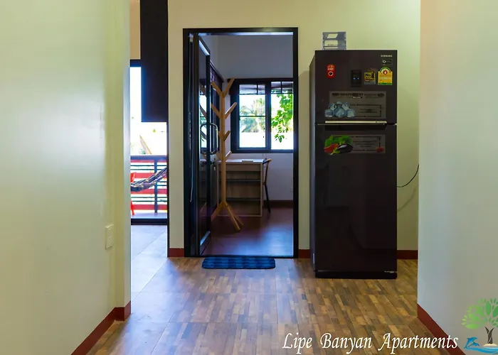 Lipe Banyan Apartments