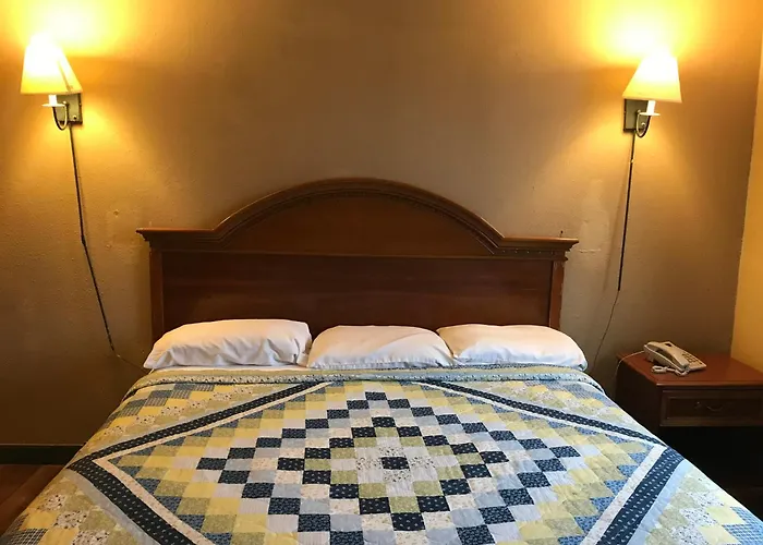 Economy Inn Fort Wayne